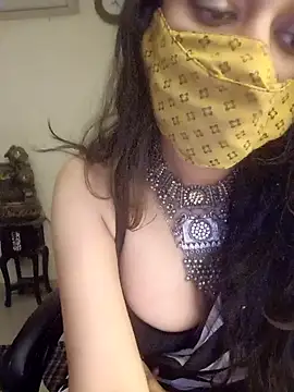 Snapshot of Lavanya_Shah chatting on January 2025 02:51:02 PM Lavanya Shah online show from January 2025 02:51:02 PM