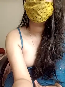 Snapshot of Lavanya_Shah chatting on February 2025 06:02:02 PM Lavanya Shah online show from February 2025 06:02:02 PM