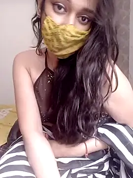 Snapshot of Lavanya_Shah chatting on March 2025 05:49:02 PM Lavanya Shah online show from March 2025 05:49:02 PM