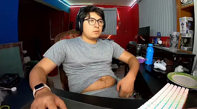 Nathanroberts111 online show from February 2025 10:39:02 PM