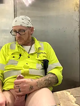 CLoSpunkmeyer69 online show from October 2025 02:33:01 AM