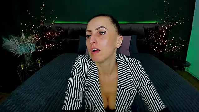 Rebecca Diamond online show from March 2025 09:34:02 AM