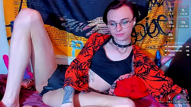 Snapshot of KatashiSenpai chatting on September 2025 02:38:02 AM KatashiSenpai online show from September 2025 02:38:02 AM