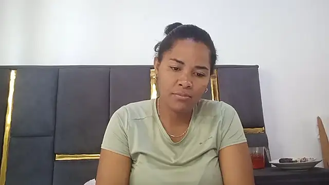 Snapshot of aleixane chatting on April 2026 08:50:01 AM aleixane online show from April 2026 08:50:01 AM