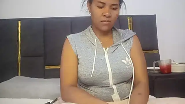Snapshot of aleixane chatting on June 2026 12:27:01 PM aleixane online show from June 2026 12:27:01 PM