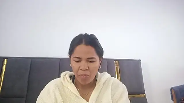 Snapshot of aleixane chatting on June 2026 05:37:01 AM aleixane online show from June 2026 05:37:01 AM