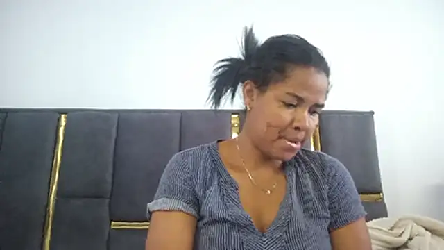 Snapshot of aleixane chatting on June 2026 05:07:01 AM aleixane online show from June 2026 05:07:01 AM