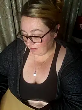 Iceprincess2bad4u online show from October 2025 05:46:02 PM