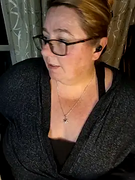 Iceprincess2bad4u online show from February 2026 06:06:02 PM