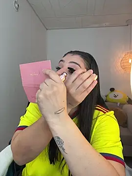 YummyAnna  online show from January 2026 07:38:02 PM