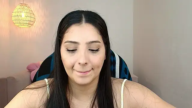 Snapshot of YummyAnna_ chatting on February 2026 08:16:01 PM YummyAnna online show from February 2026 08:16:01 PM