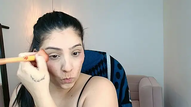 Snapshot of YummyAnna_ chatting on February 2026 03:21:02 PM YummyAnna online show from February 2026 03:21:02 PM