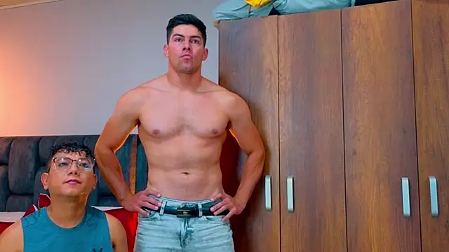 Snapshot of FelipeAndMarcello3 chatting on December 2025 07:53:02 PM FelipeAndMarcello3 online show from December 2025 07:53:02 PM