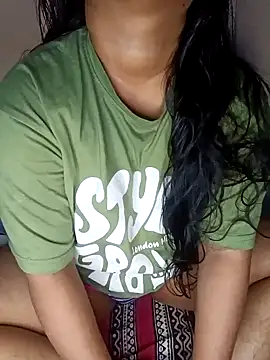 Snapshot of Sweet-Berry chatting on January 2025 06:51:02 PM Sweet-Berry online show from January 2025 06:51:02 PM