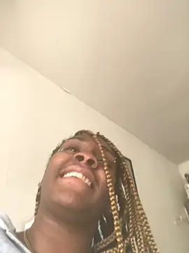 Foreignthababyy online show from December 2025 07:00:01 PM