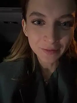 Snapshot of -AngelAri- chatting on December 2024 09:11:02 AM -AngelAri- online show from December 2024 09:11:02 AM