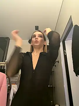 -AngelAri- online show from October 2025 09:21:02 PM