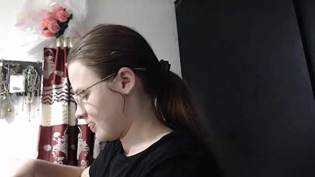 HellenMiyer1111 online show from November 2025 03:57:02 PM