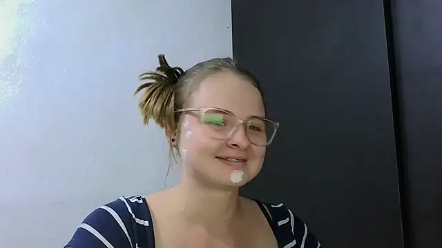 HellenMiyer1111 online show from April 2026 02:23:02 AM