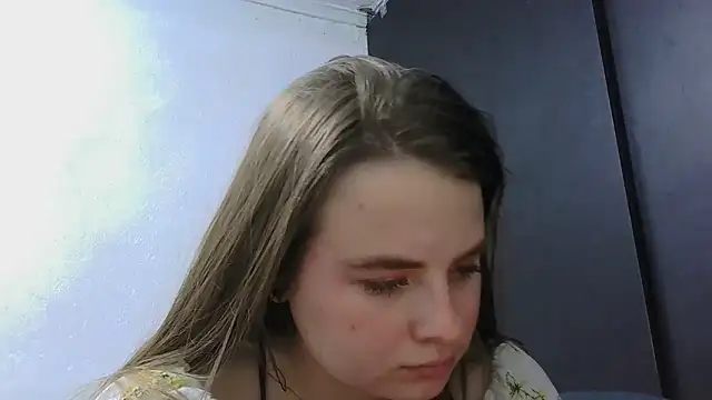 HellenMiyer1111 online show from April 2026 03:52:01 PM