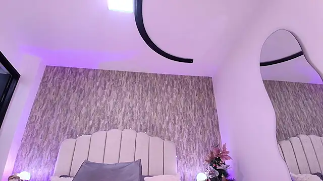 raven lilith  online show from November 2025 03:20:02 AM