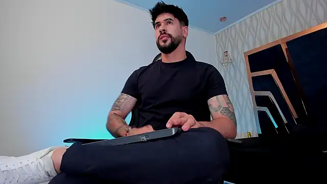 Petesevans online show from February 2026 11:44:02 PM