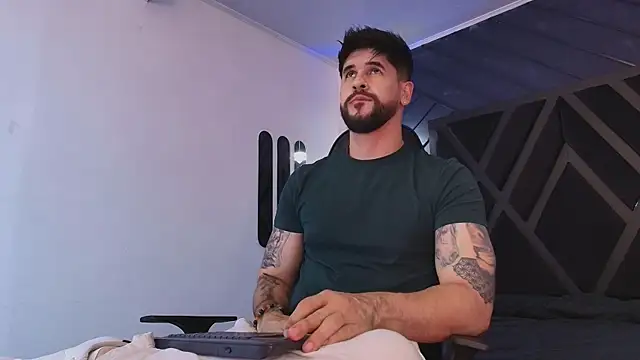 Petesevans online show from March 2026 11:17:01 PM