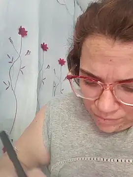 karlythothxh online show from December 2025 04:34:02 PM