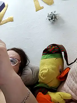 karlythothxh online show from December 2025 02:43:02 PM