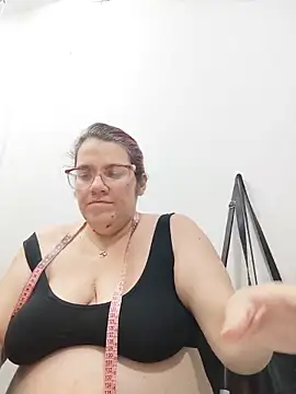 karlythothxh online show from June 2026 10:59:01 PM