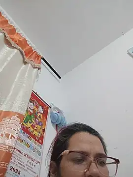 Snapshot of karlythoth@xh chatting on July 2026 02:48:02 PM karlythothxh online show from July 2026 02:48:02 PM