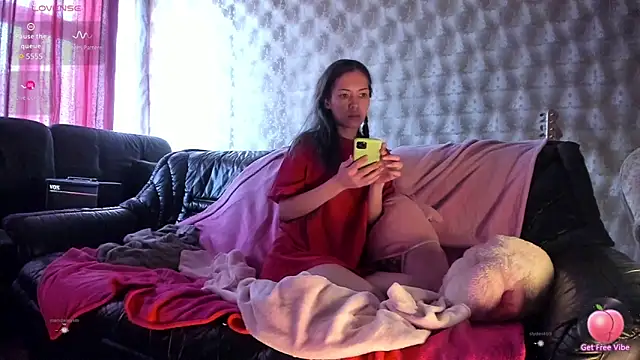 Snapshot of Milena_joline chatting on February 2025 09:04:02 AM Milena joline online show from February 2025 09:04:02 AM