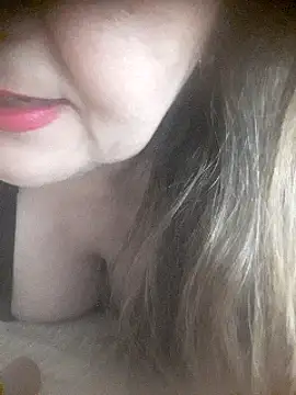 Snapshot of sua_sub_ chatting on January 2025 07:21:01 PM sua sub  online show from January 2025 07:21:01 PM