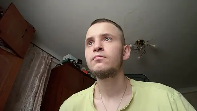 Snapshot of sweaticeboy chatting on July 2026 01:38:01 PM sweaticeboy online show from July 2026 01:38:01 PM