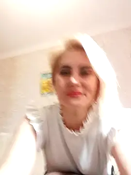 Snapshot of JennyOMay chatting on December 2024 03:03:01 AM JennyOMay online show from December 2024 03:03:01 AM