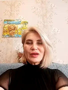 Snapshot of JennyOMay chatting on December 2024 08:11:02 AM JennyOMay online show from December 2024 08:11:02 AM