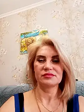 Snapshot of JennyOMay chatting on February 2025 03:18:02 AM JennyOMay online show from February 2025 03:18:02 AM