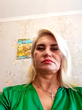 Snapshot of JennyOMay chatting on September 2025 03:10:01 AM JennyOMay online show from September 2025 03:10:01 AM