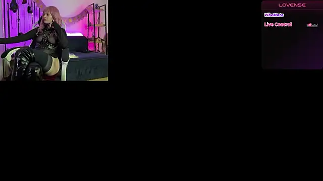 CyberXGoddess online show from April 2026 10:15:01 PM