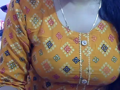 Your wild Dia online show from November 2025 06:46:01 AM