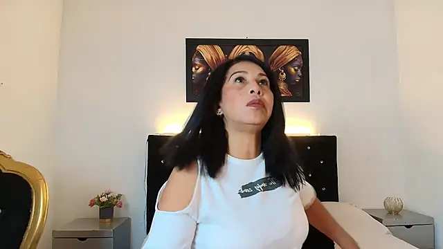 Snapshot of Shanon_mature chatting on June 2026 07:35:02 PM Shanon mature online show from June 2026 07:35:02 PM