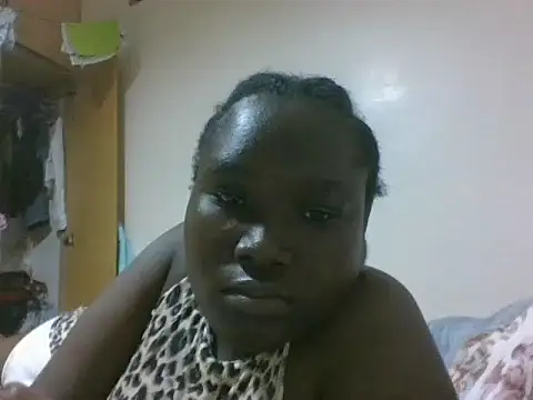 Snapshot of queen_aria19 chatting on January 2026 05:05:01 PM queen aria19 online show from January 2026 05:05:01 PM