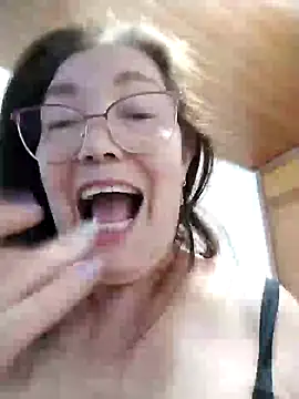 Vicky Rosse online show from January 2025 08:35:01 PM