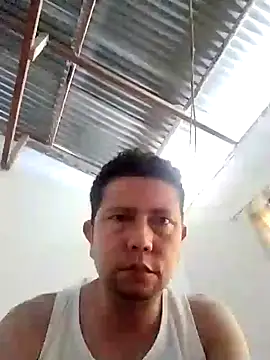 Snapshot of Lachuchaenlacara1988 chatting on February 2025 04:00:02 PM Lachuchaenlacara1988 online show from February 2025 04:00:02 PM