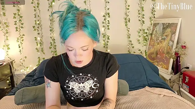 thetinyblue online show from September 2025 04:09:05 PM