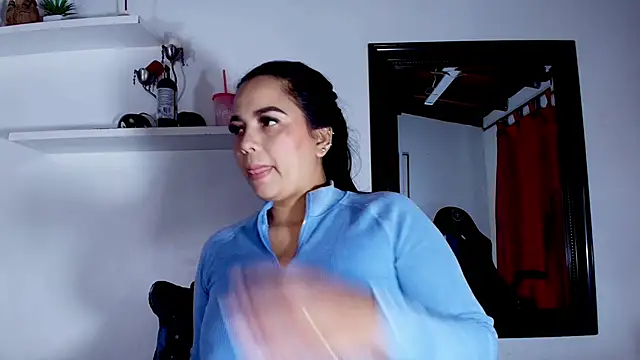 alexaa walker online show from March 2025 11:53:01 AM