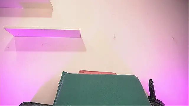 alexaa walker online show from September 2025 11:54:01 AM