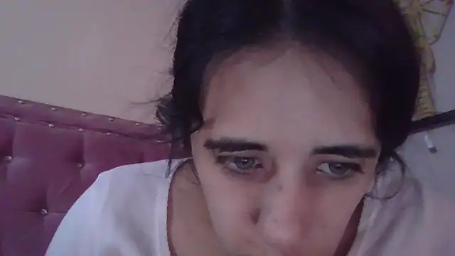 Snapshot of annarose19 chatting on December 2024 04:26:02 AM annarose19 online show from December 2024 04:26:02 AM