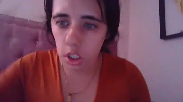 Snapshot of annarose19 chatting on December 2024 10:18:01 PM annarose19 online show from December 2024 10:18:01 PM