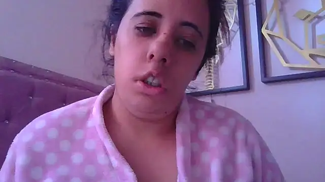Snapshot of annarose19 chatting on October 2025 05:11:01 PM annarose19 online show from October 2025 05:11:01 PM